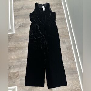 🏷 Ann Taylor jumpsuit